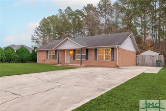 927 Poppleton Dr, Hinesville, GA 31313