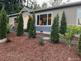 640 NE Larson Blvd, Belfair, WA 98528