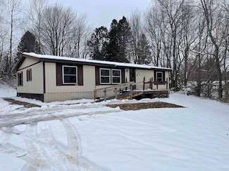 705 Luxmore St, Ironwood, MI 49938