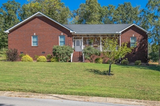 200 Hickory Ridge Ln, Hartsville, TN 37074
