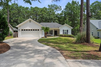 17 Cottage Walk Cir, Beaufort, SC 29907