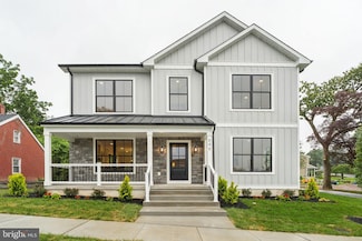 646 Ringold St, Phoenixville, PA 19460