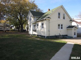 1217 12th St, Rock Island, IL 61201