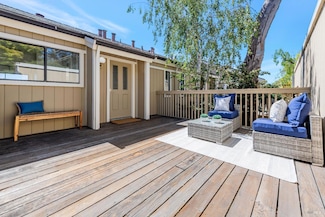 10 Dickens Ct, Mill Valley, CA 94941