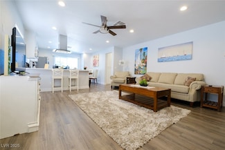 1725 Duarte Dr, Henderson, NV 89014