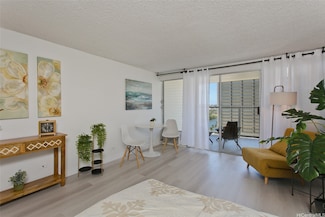 445 Seaside Ave Unit 1615, Honolulu, HI 96815