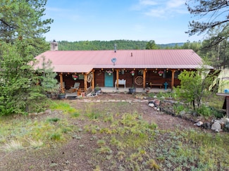 19 Canoe Ct, Jemez Springs, NM 87025