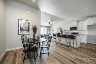 4569 E Cusick St, Meridian, ID 83642