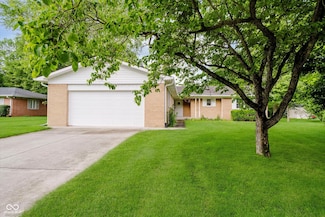 8022 Hoover Ln, Indianapolis, IN 46260