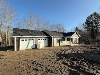 6 Bramble Ln, Windsor, ME 04363