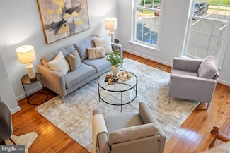 4176 Timber Log Way, Fairfax, VA 22030
