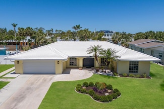 508 70th St, Holmes Beach, FL 34217
