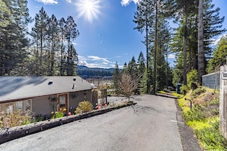 2375 Salmon Creek Rd, Miranda, CA 95553