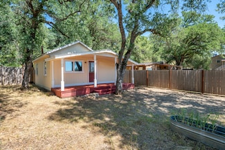 1390 Branstetter Ln, Redding, CA 96001