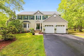 7 Mahogany Ct, Galloway, NJ 08205
