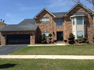 915 Laura Ln, Sauk Village, IL 60411