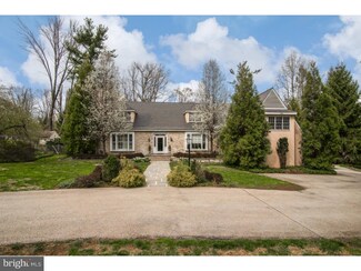1162 Red Rose Ln, Villanova, PA 19085