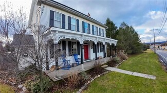 2720 Valley View Dr, Bath, PA 18014