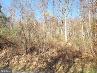 6263 Upper Rd, Shamokin, PA 17872