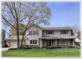 1012 Silent Sunday Ct, Racine, WI 53402