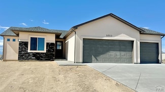 1013 E Kirkwood Dr, Pueblo West, CO 81007