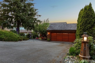 2180 Cove Dr, Oak Harbor, WA 98277