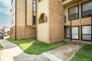 3022 Forest Ln Unit 221, Dallas, TX 75234