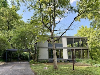 144 Lafayette Ln, Cincinnati, OH 45220