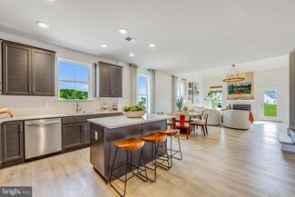 20 Cayman Ct, Dover, DE 19904