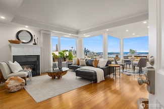 525 W Prospect St Unit A, Seattle, WA 98119