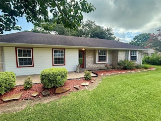 609 Roene Ln, West Columbia, TX 77486