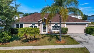1829 Western Hills Ln, Mascotte, FL 34753