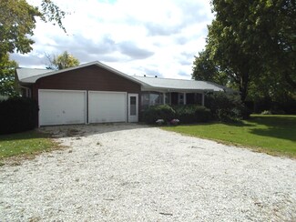815 W Walnut St, Oglesby, IL 61348