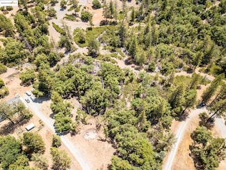 18465 Harper Rd, Groveland, CA 95321