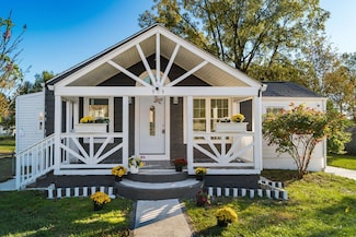 503 Ashwood Rd, Columbus, OH 43207