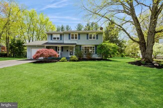 44 Brooktree Rd, East Windsor, NJ 08520