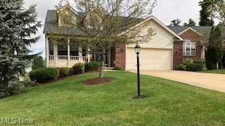 315 Eagleton Ct, MacEdonia, OH 44056