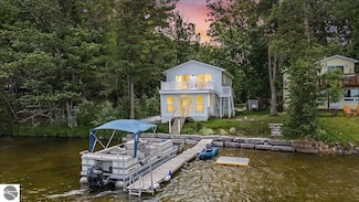 5287 Duggan Dr, Lupton, MI 48635