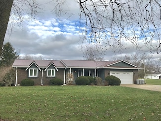 16392 Fawn River Rd, White Pigeon, MI 49099