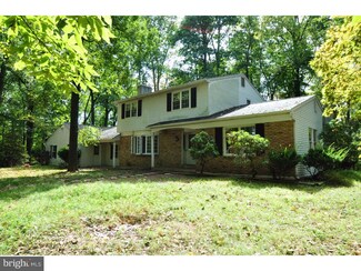 2205 Finland Rd, Green Lane, PA 18054
