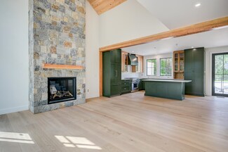 17 Black Diamond Rd Unit 5, Conway, NH 03860