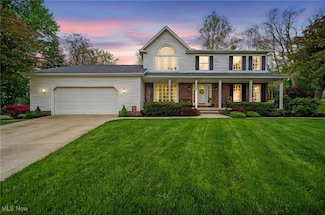 8163 Nancy Dr, Mentor, OH 44060