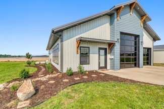 43849 Bass Harbor Rd, Pelican Rapids, MN 56572