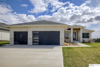 12119 S 205th St, Gretna, NE 68028