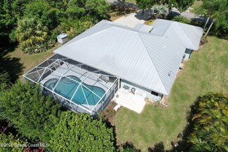 932 Sweetbay Ave, Sebastian, FL 32958