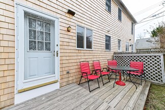 36 Pleasant St Unit 3, Provincetown, MA 02657