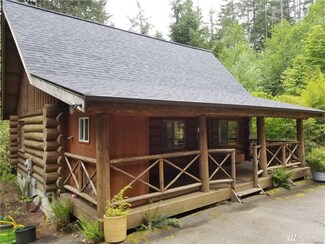 61 N Colony Surf Dr, Lilliwaup, WA 98555