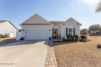 695 Shorecrest Dr NW, Calabash, NC 28467