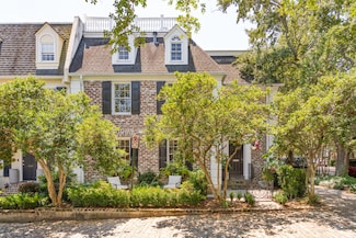 39 N Adgers Wharf, Charleston, SC 29401