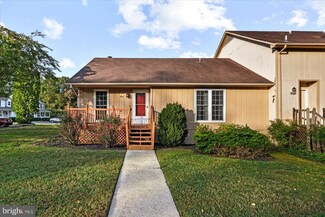 11052 Vernon Woods Dr, King George, VA 22485